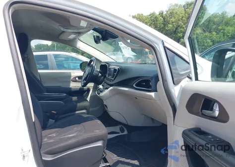 2023 Chrysler Voyager Lx z USA, uszkodzony, nr VIN 2C4RC1CG6PR548615